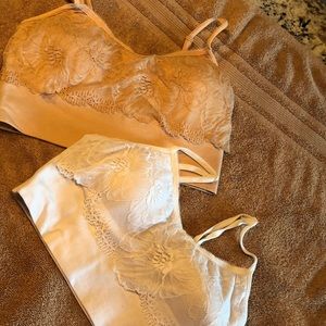 Womens bra, 2 pack, size M NWOT